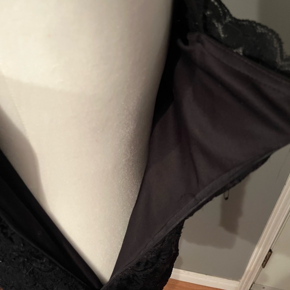 VINTAGE BETSY AND ADAM Little Black Dress Size 10/Petite - Picture 11 of 11